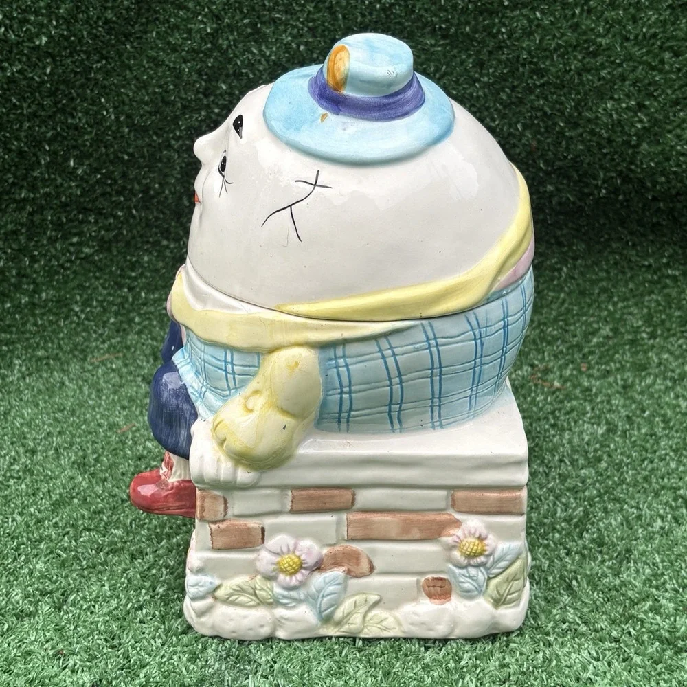 Vintage Bico China Humpty Dumpty Ceramic Cookie Jar Nursery Rhyme Wall